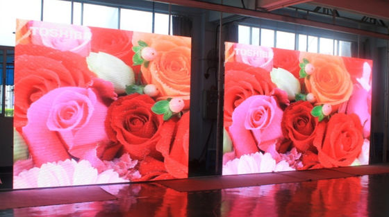 Display a pannello LED per interni a manutenzione magnetica Display a LED a noleggio impermeabile