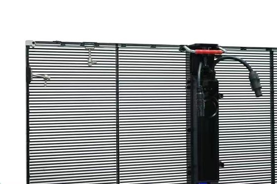 schermo LED trasparente P3.91-7.82mm 3840hz schermo LED a maglia 1000*500mm Esterno